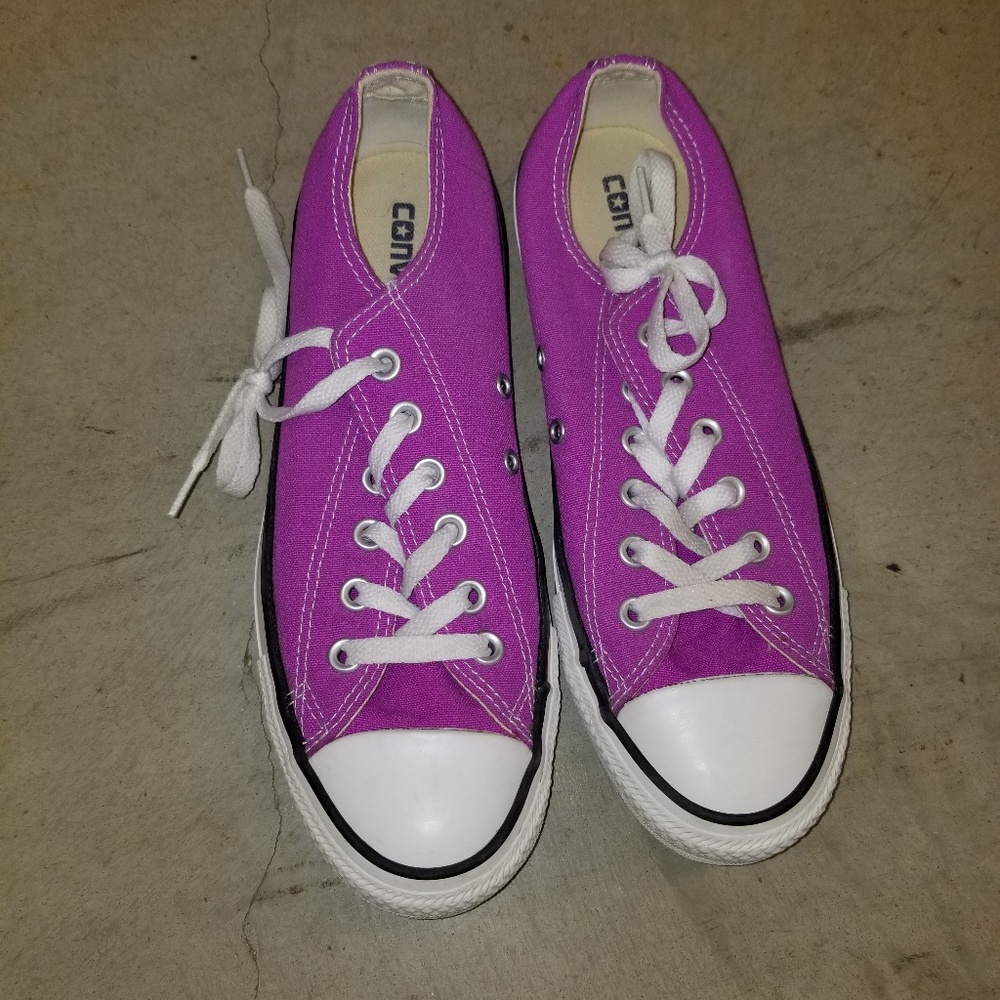 Magenta Converse
